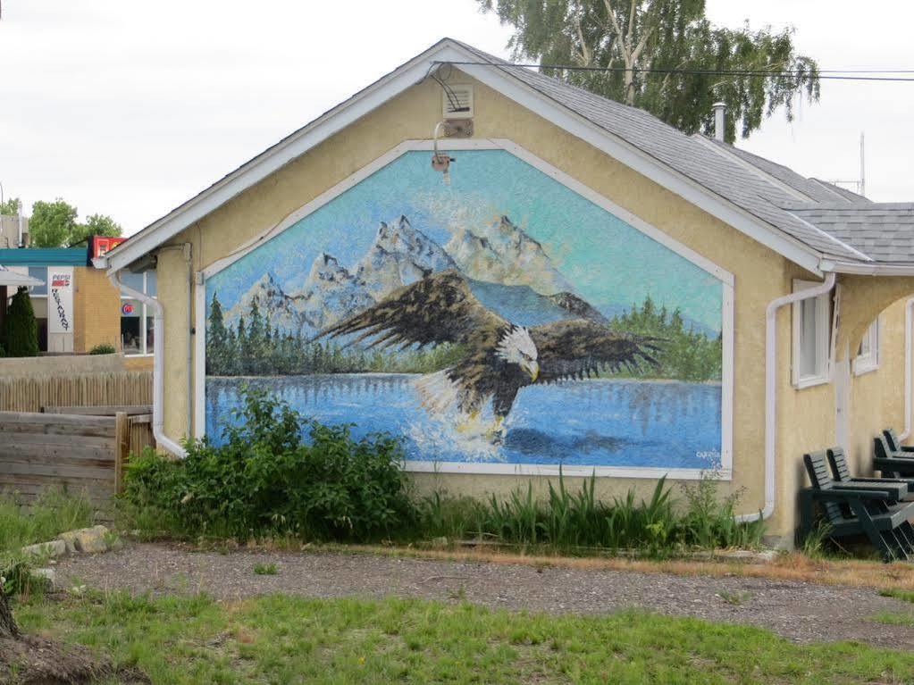 Fort Motel Fort Macleod Extérieur photo